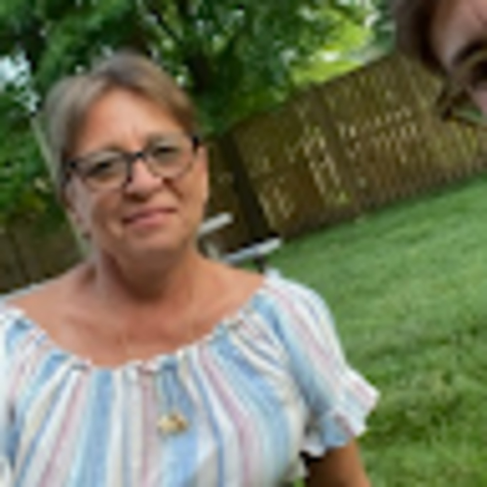 Meet your Posher, Georgeann